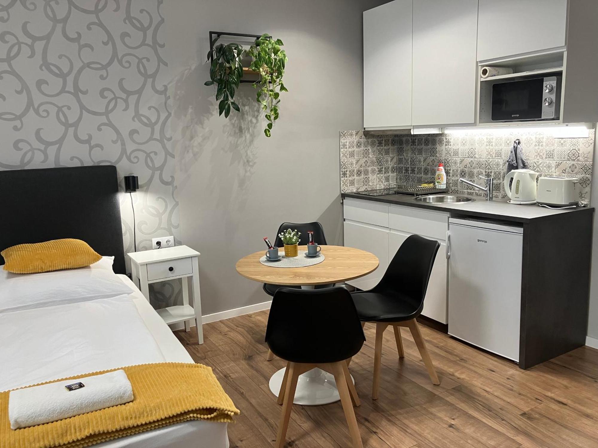Illa Apartments Eger Extérieur photo