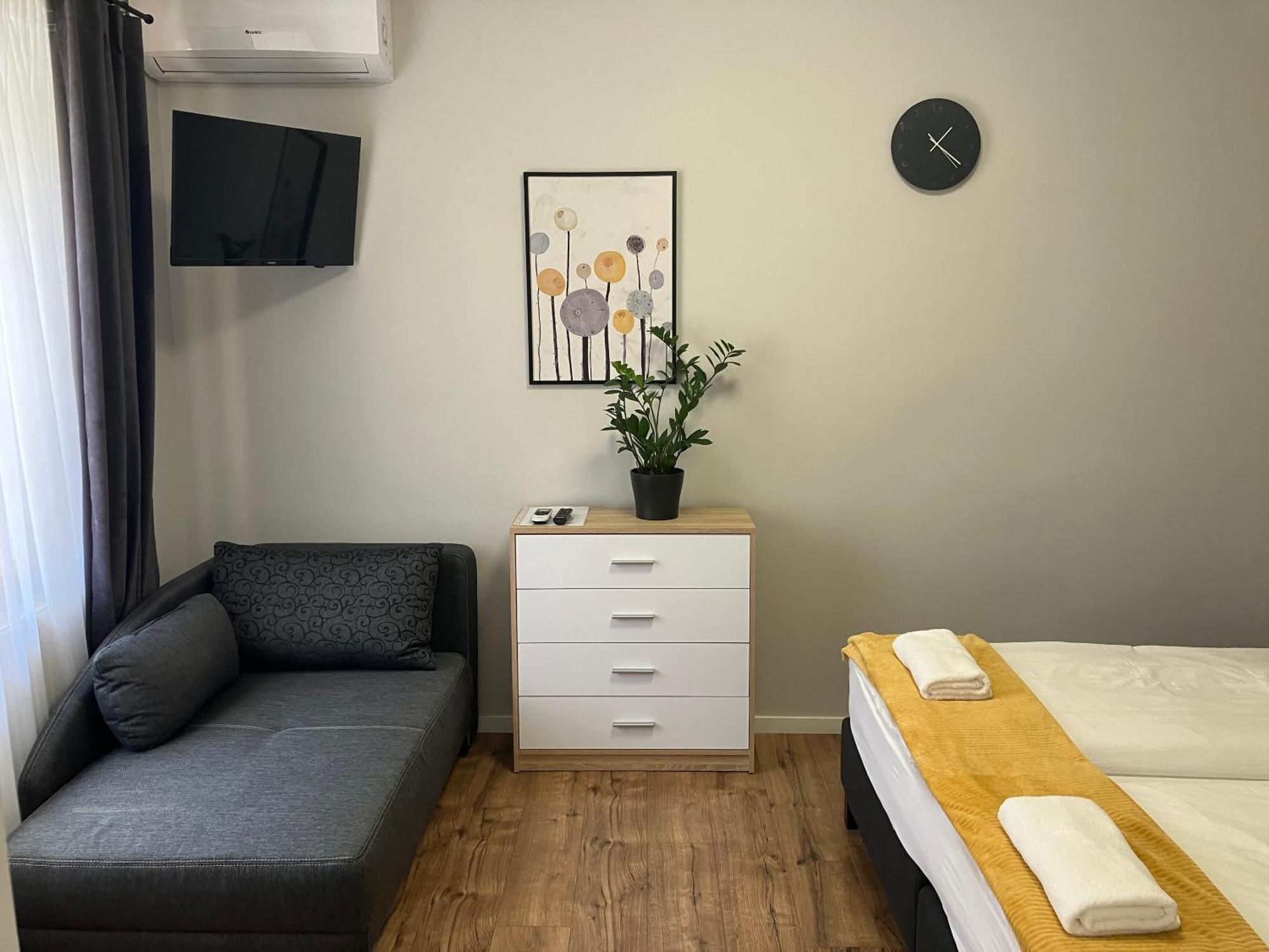 Illa Apartments Eger Extérieur photo